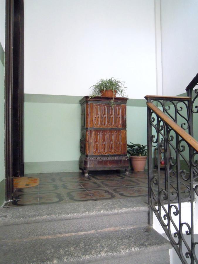Отель La Nostra Casa In Centro Лекко Экстерьер фото